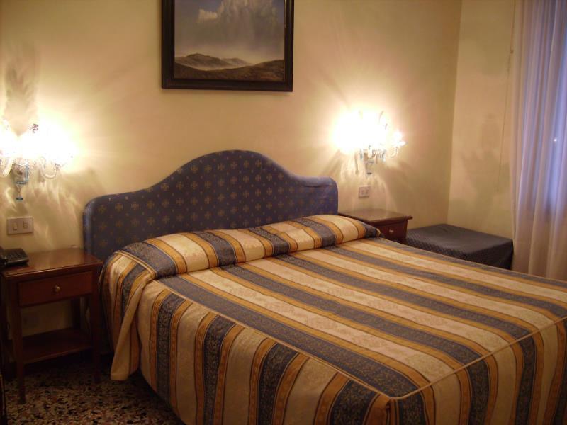 Hotel Hesperia Venetië Buitenkant foto
