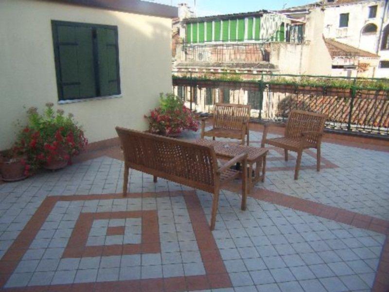Hotel Hesperia Venetië Buitenkant foto